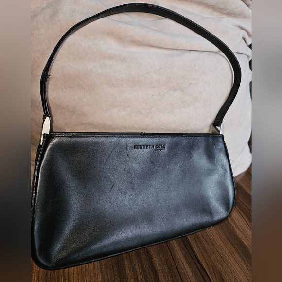 Kenneth Cole handbag - Picture 1 of 3